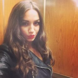 kocaeli-azgin-kizil-sacli-escort-bayan